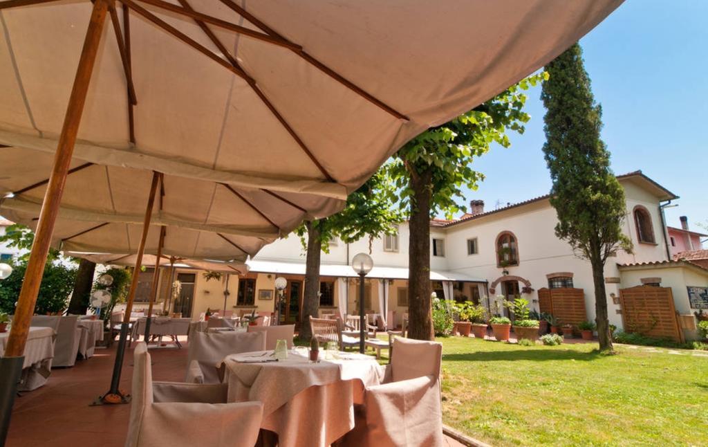 La Bussola Da Gino Hotel Quarrata Exterior foto