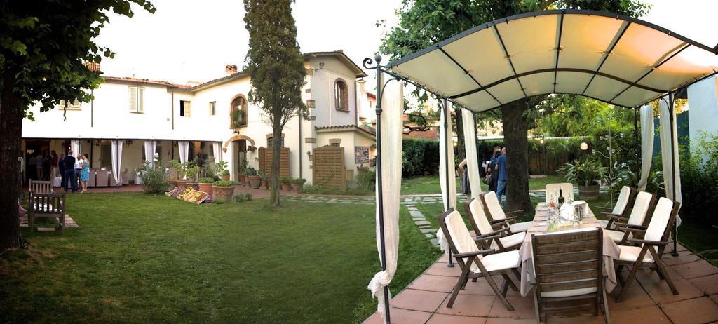 La Bussola Da Gino Hotel Quarrata Exterior foto